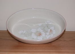 Denby Daybreak (Older colour, paler rim) Oval Dish