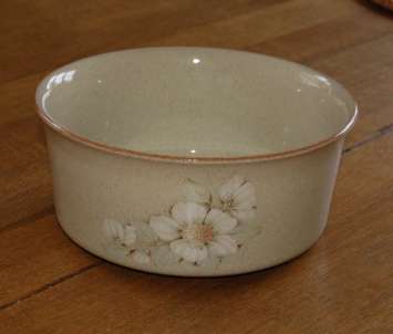 Denby Daybreak  Souffle Dish - Small
