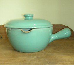 Denby Manor Green Casserole Dish with handle