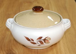 Denby Windflower Casserole
