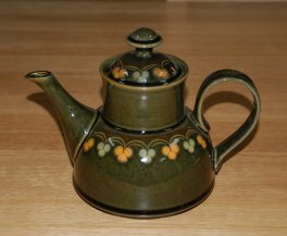 oberonteapot.jpg